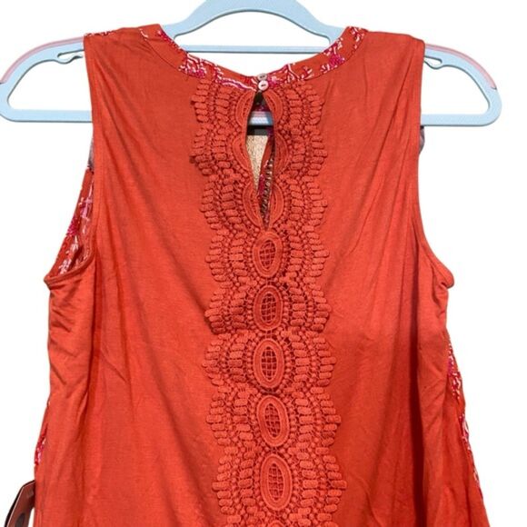 Daniel Rainn Paisley Key Hole Crochet Tank Top NWT Size Small Petite SP - Picture 11 of 13